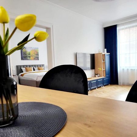 Sboldtown By Holztreppe Apartment Brasov Luaran gambar