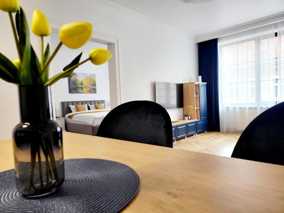 Sboldtown By Holztreppe Apartment Brasov Luaran gambar